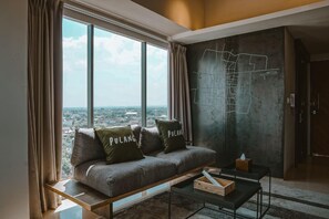 Interior - PULANG ke UTTARA (Depok)