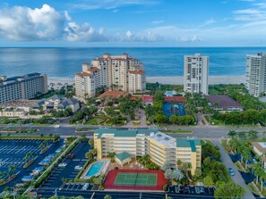 Aerial view - 5th Fl condo, steps to JW Marriott & Beach, Sunset Views, walk to restaurants (Marco Island)
