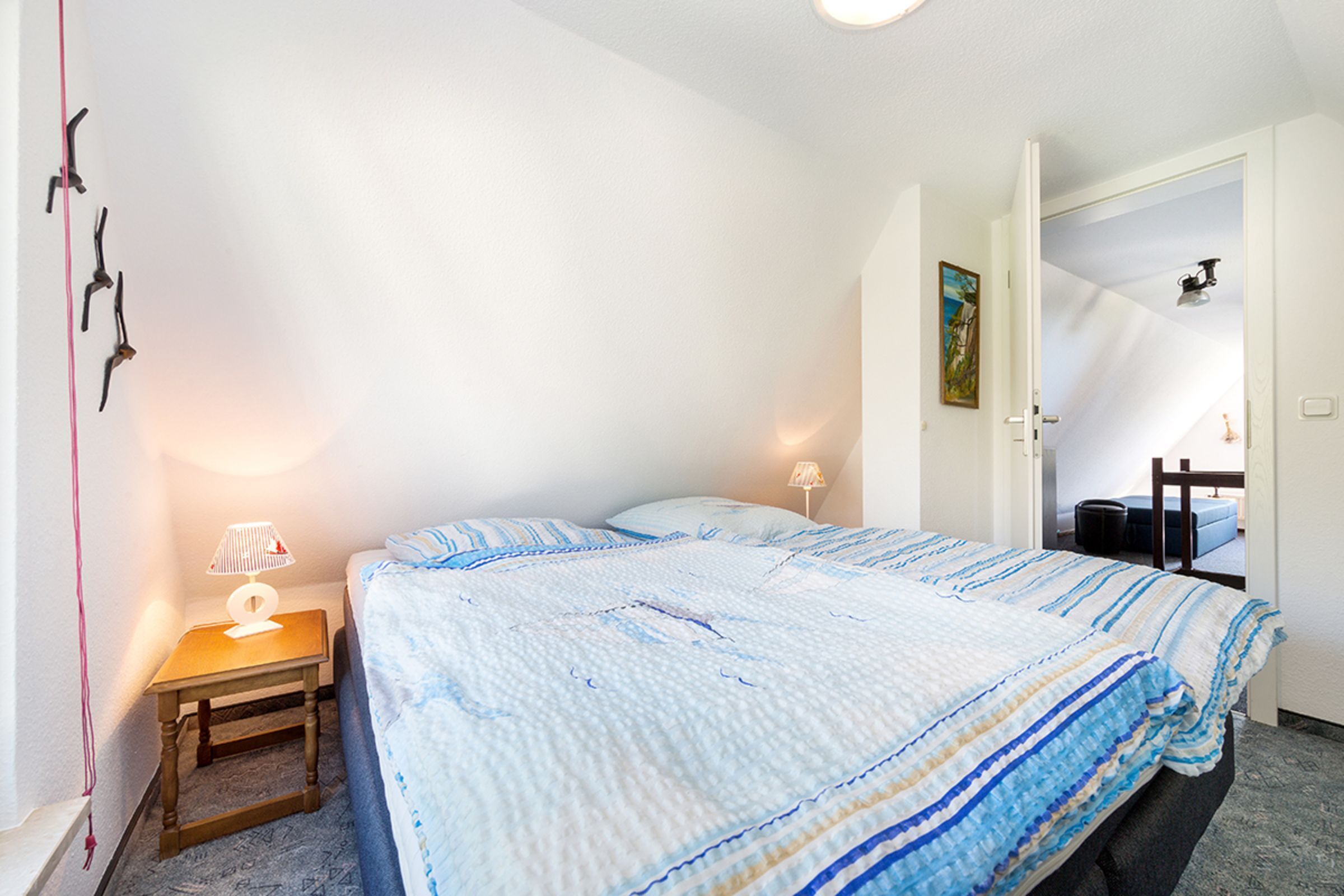 3 dormitorios, wifi, ropa de cama y despertador