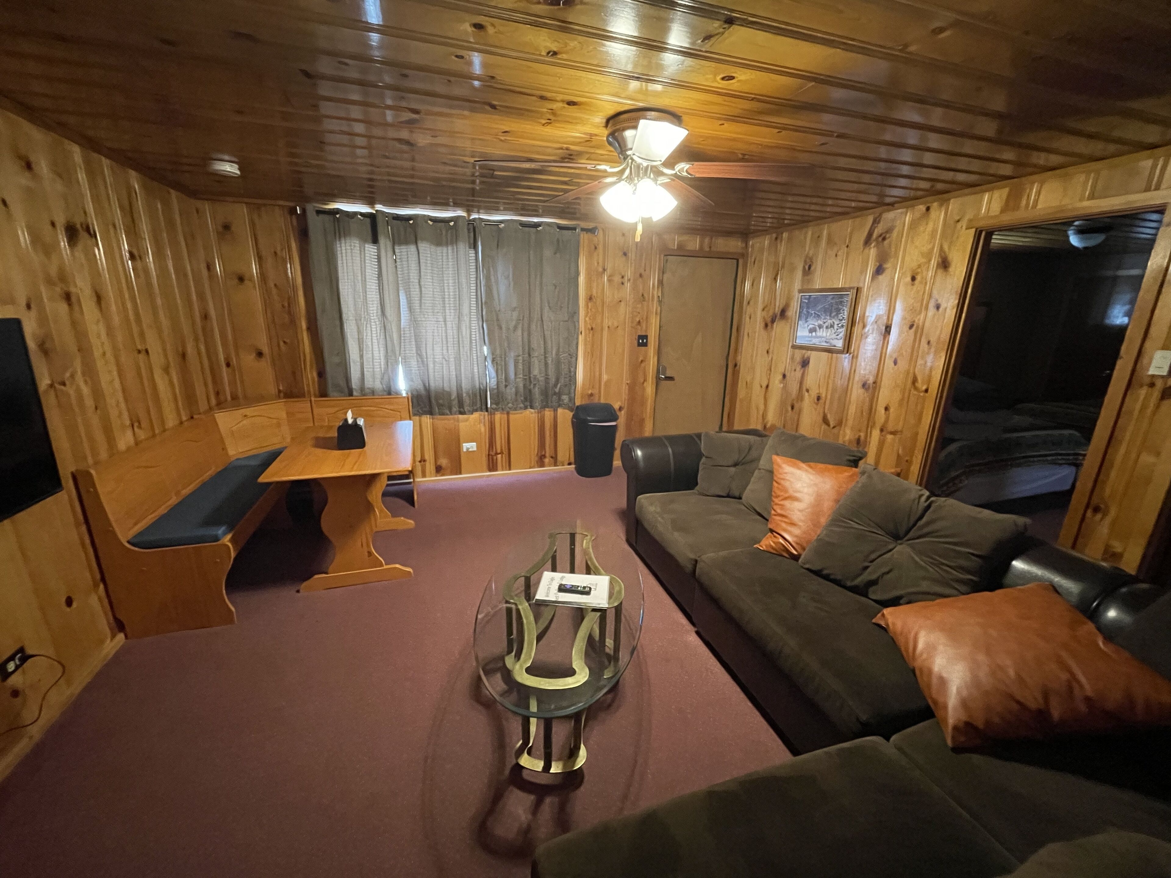 suite, 2 queen beds, non smoking, mountain view (95) | living area | flat-screen tv, streaming services