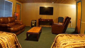 Suite Studio, 2 grands lits, non-fumeur, vue montagne | Vue de la chambre