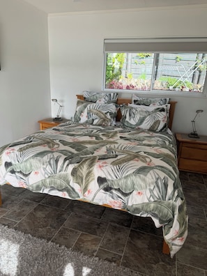 4 chambres, fer et planche à repasser, lit parapluie, Wi-Fi gratuit