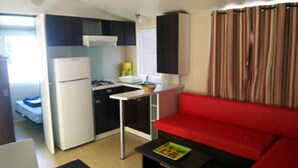 Unclassified image, 2 of 34, button - Camping Lou Comtadou (Carpentras)