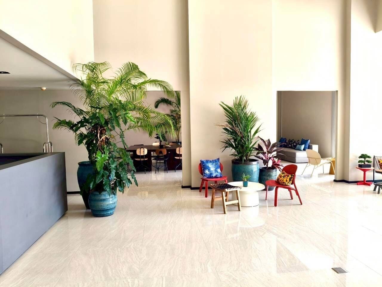 Lobby sitting area