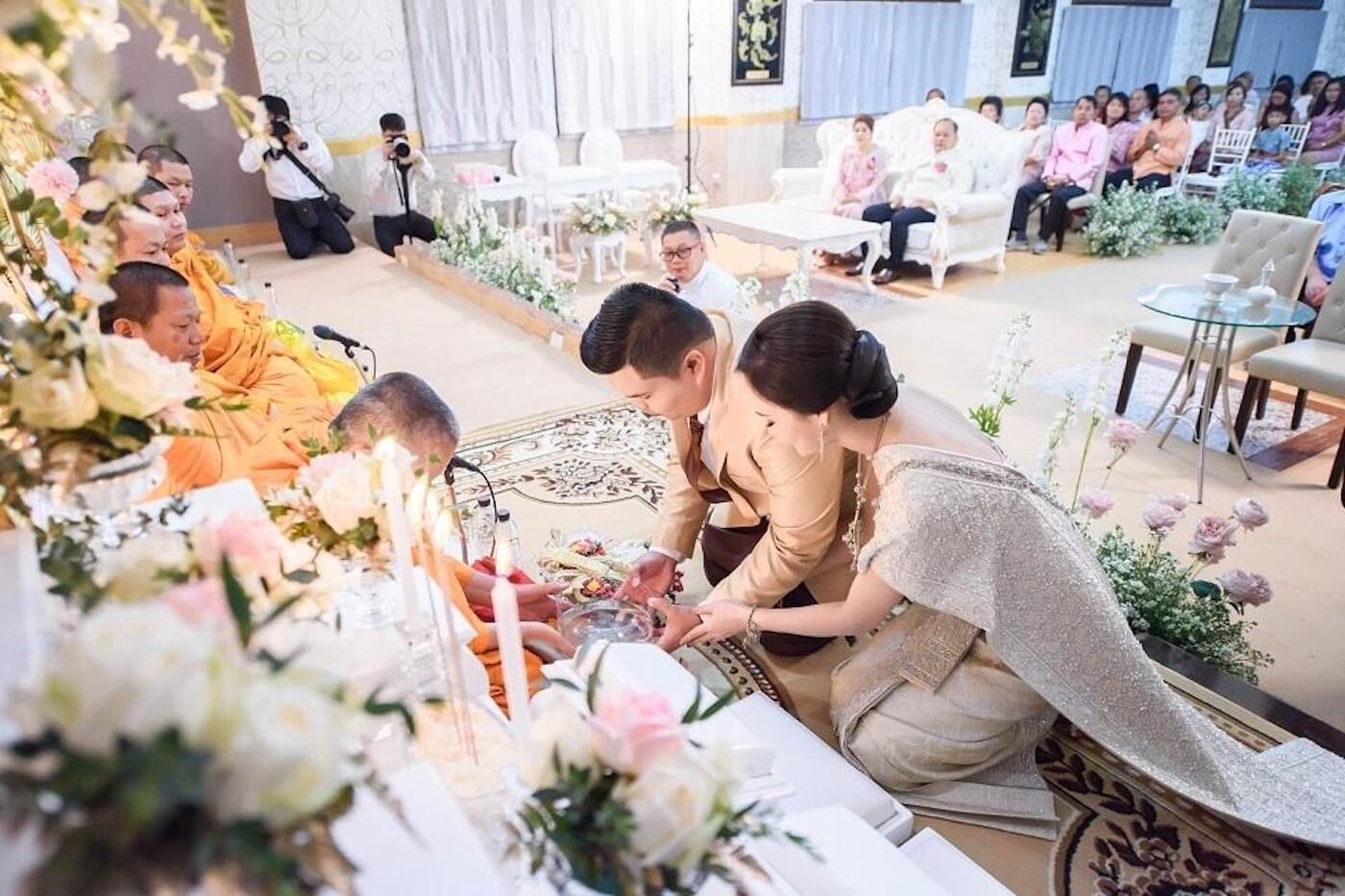屋内結婚式場