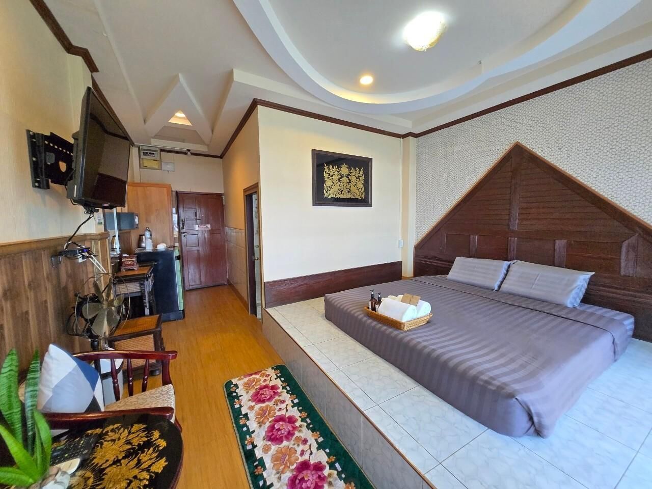 Deluxe Room with River view  | Blackout curtains, free WiFi