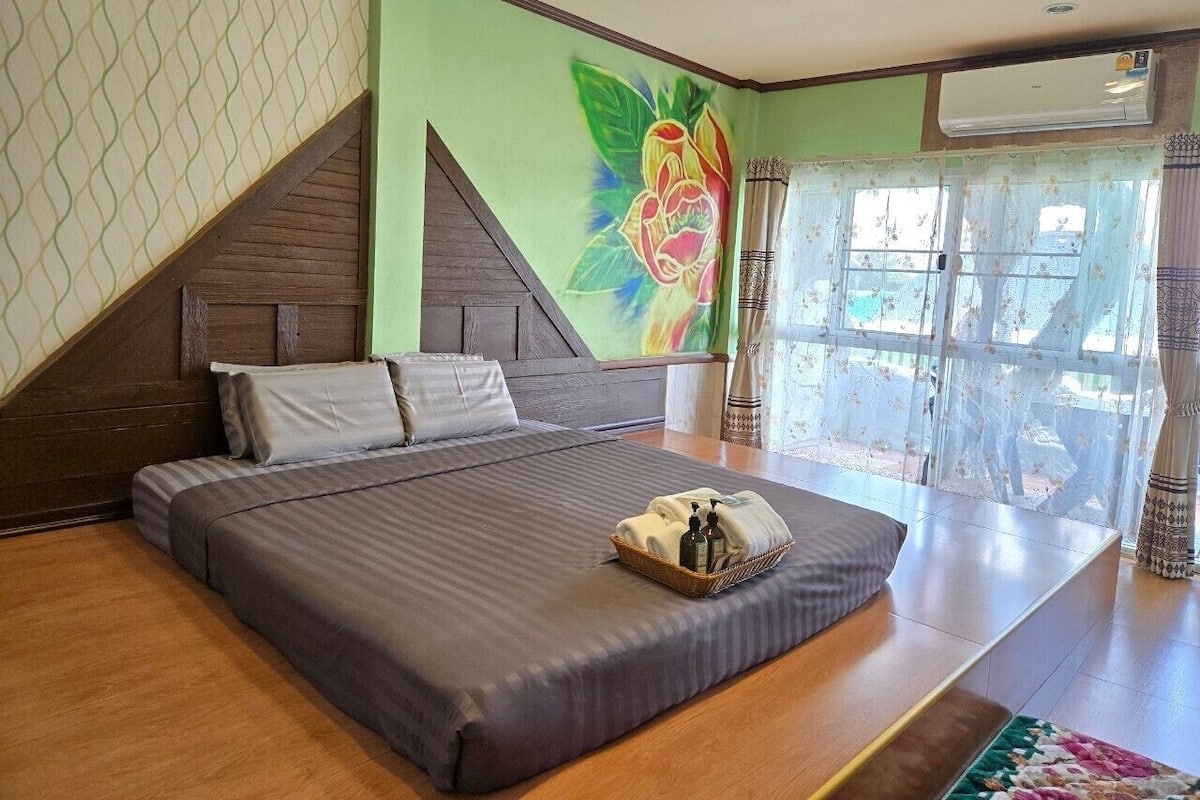 Deluxe Room with River view | Verduisterende gordijnen, gratis wifi