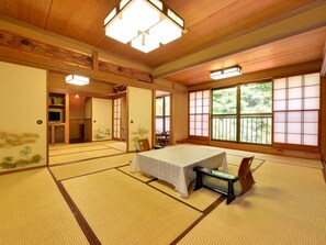 Japanese Style Room with Shared Bathroom - Togakubo (Isehara)