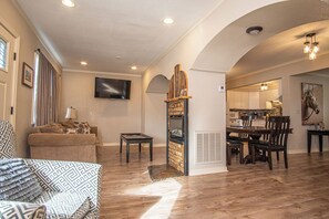 Living area - Rail house 3 bedroom, 2 bath, 2 story house. Lots parking Downtown Hill City, SD (Hill City)