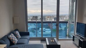 Comfort Apartment, 2 Queen Beds, Accessible, Non Smoking | Living area - SPACIOUS & STUNNING VIEW 2BR apt in Melb (Melbourne)