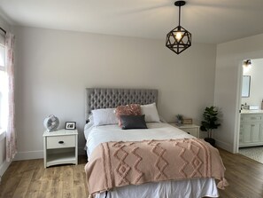 4 Schlafzimmer, Schreibtisch, kostenloses WLAN, Bettwäsche
