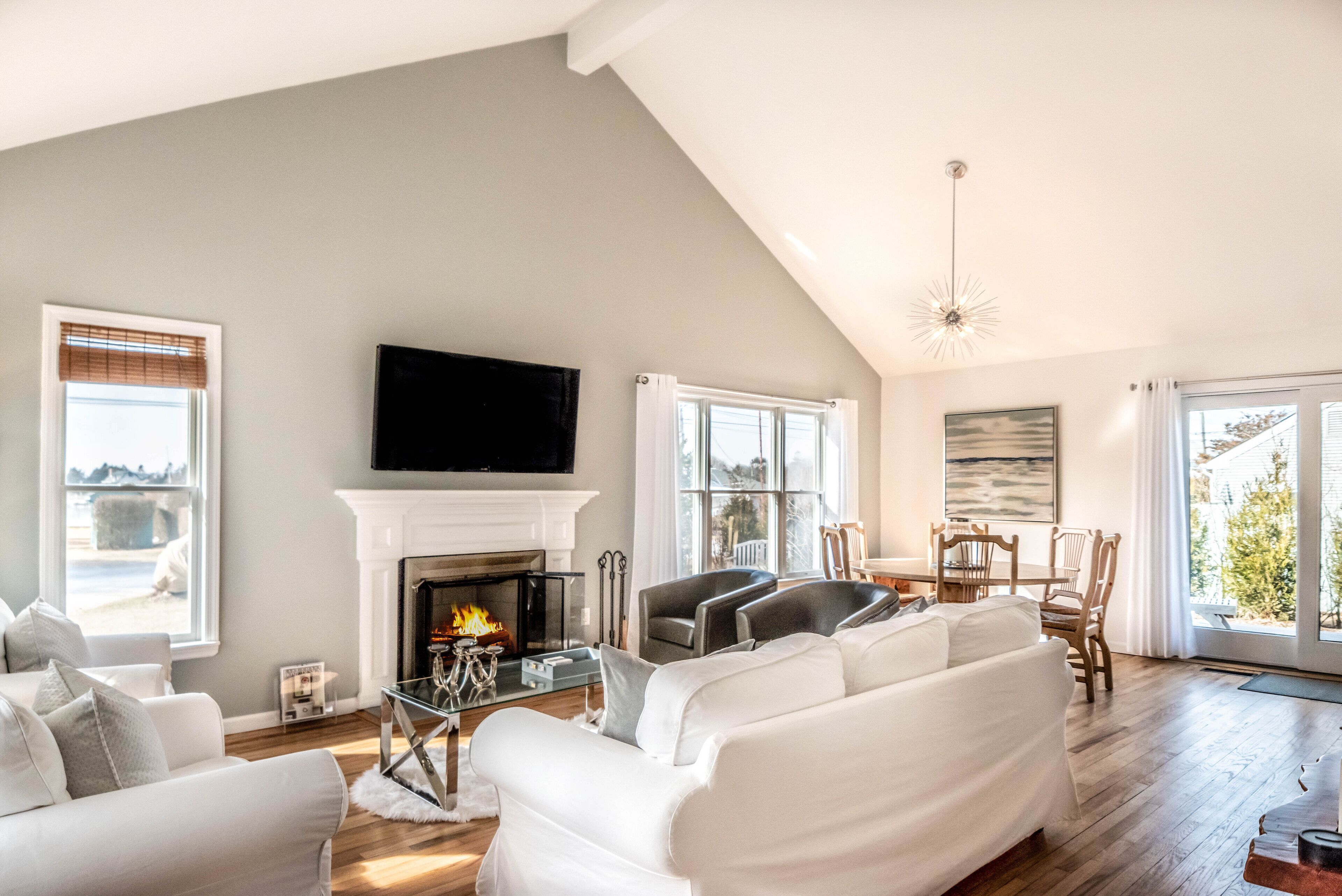 Perfect Southampton Getaway - Pristine Home with Water Views