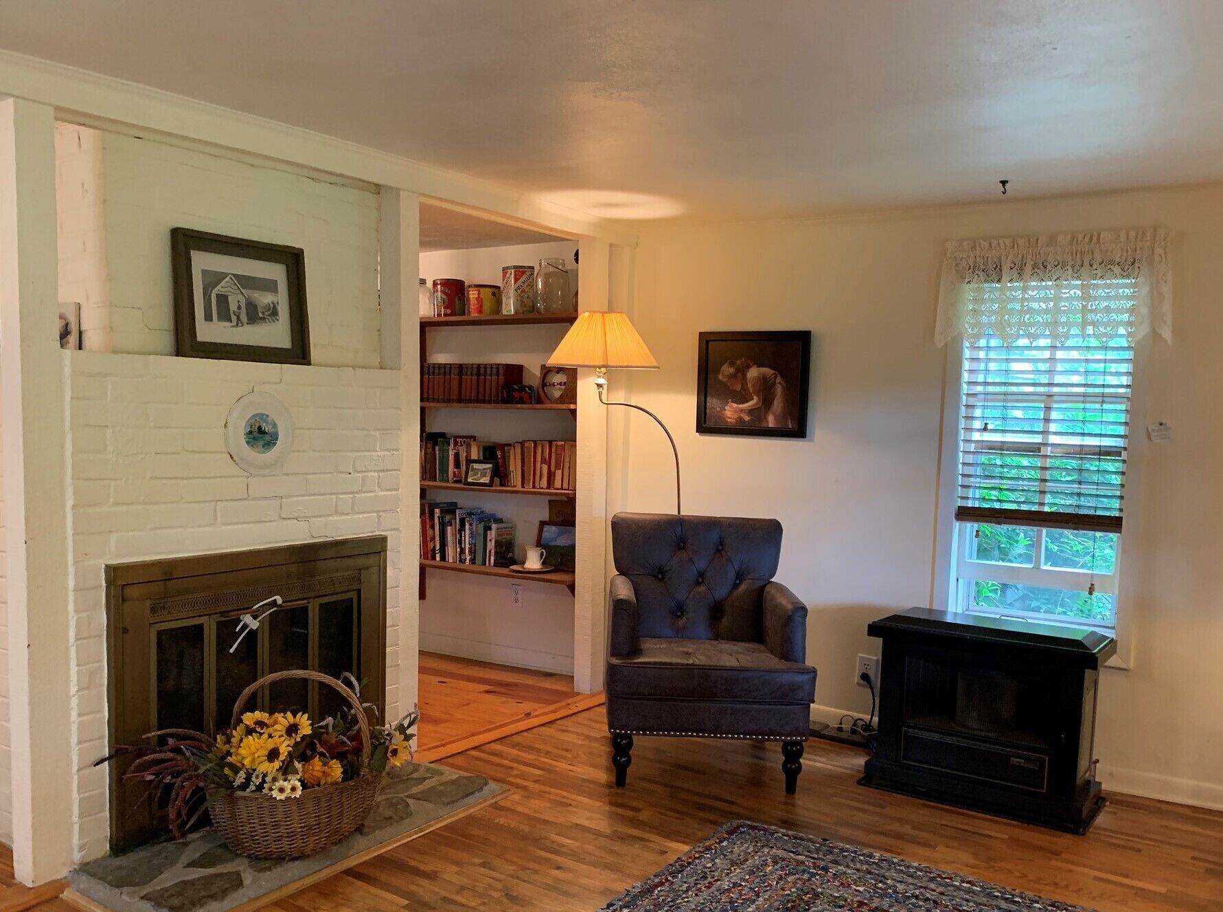 Live on 100-acre Farm, Pet Horses, Gather Eggs, Hike, Fish & Swim