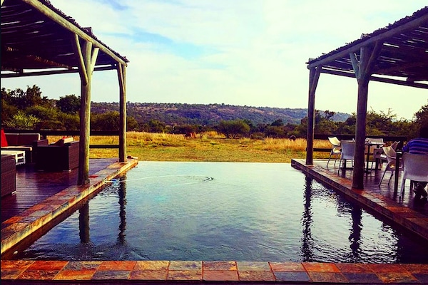 2 piscinas al aire libre