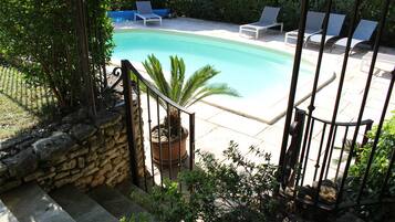 Piscine extérieure