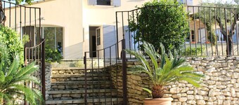 Moderne hus med pool Drôme provençale