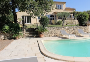 Piscine extérieure