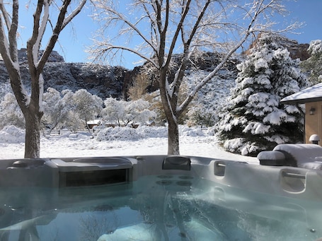 Outdoor spa tub. Views+, Spacious Home, Hot Tub, Ski/Hike/Golf, base of the CO Nat'l Monument!