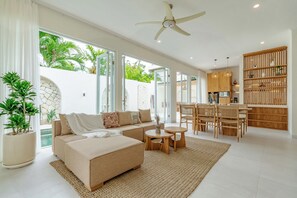 3 Bedrooms Villa with Private Pool  | Living area | LED TV - Villa Putih Berawa (Canggu)