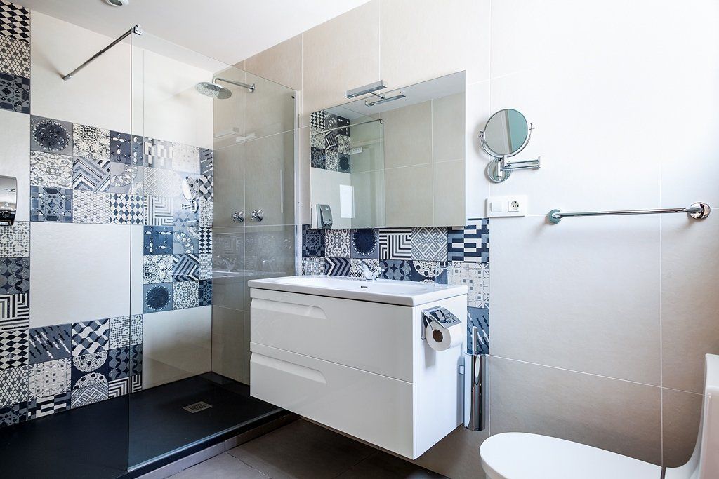 free toiletries, hair dryer, towels