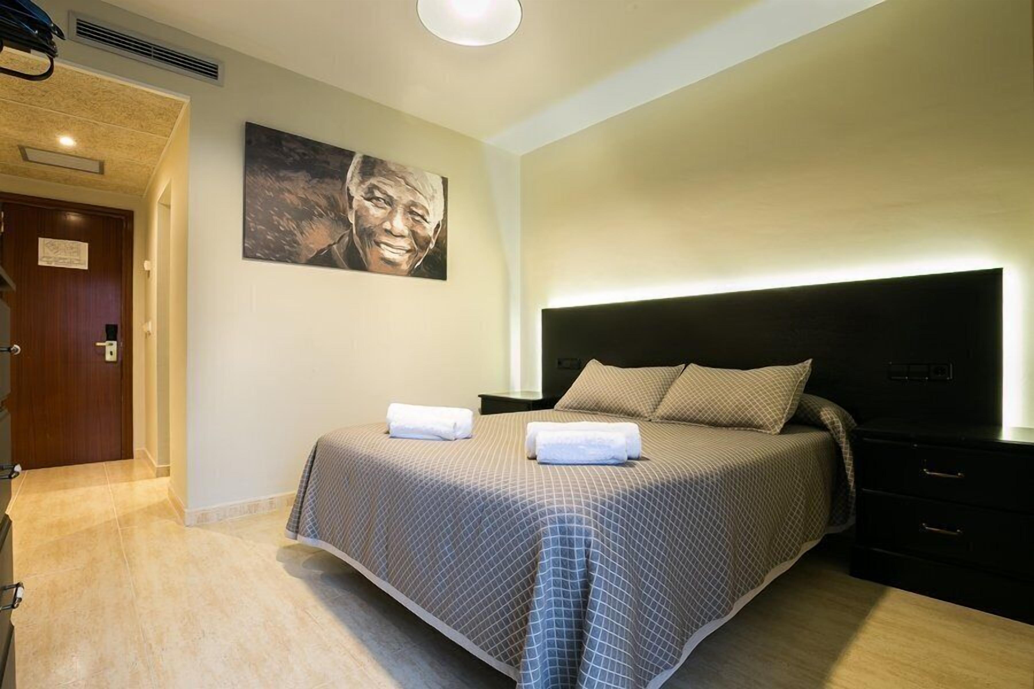 soundproofing, free wifi, wheelchair access