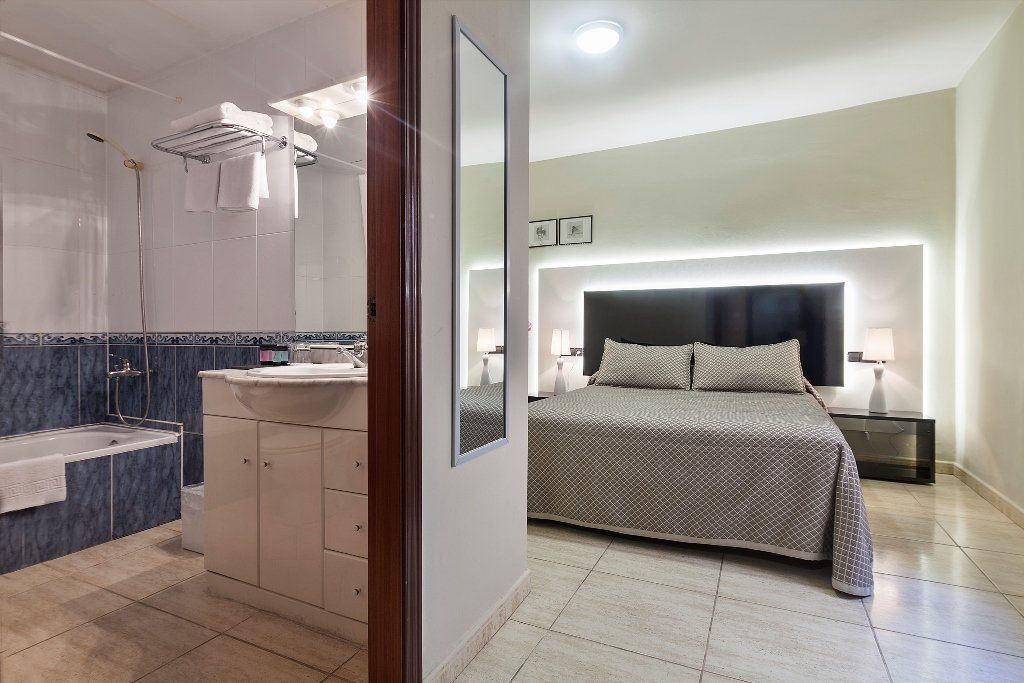 standard double room | soundproofing, free wifi, wheelchair access