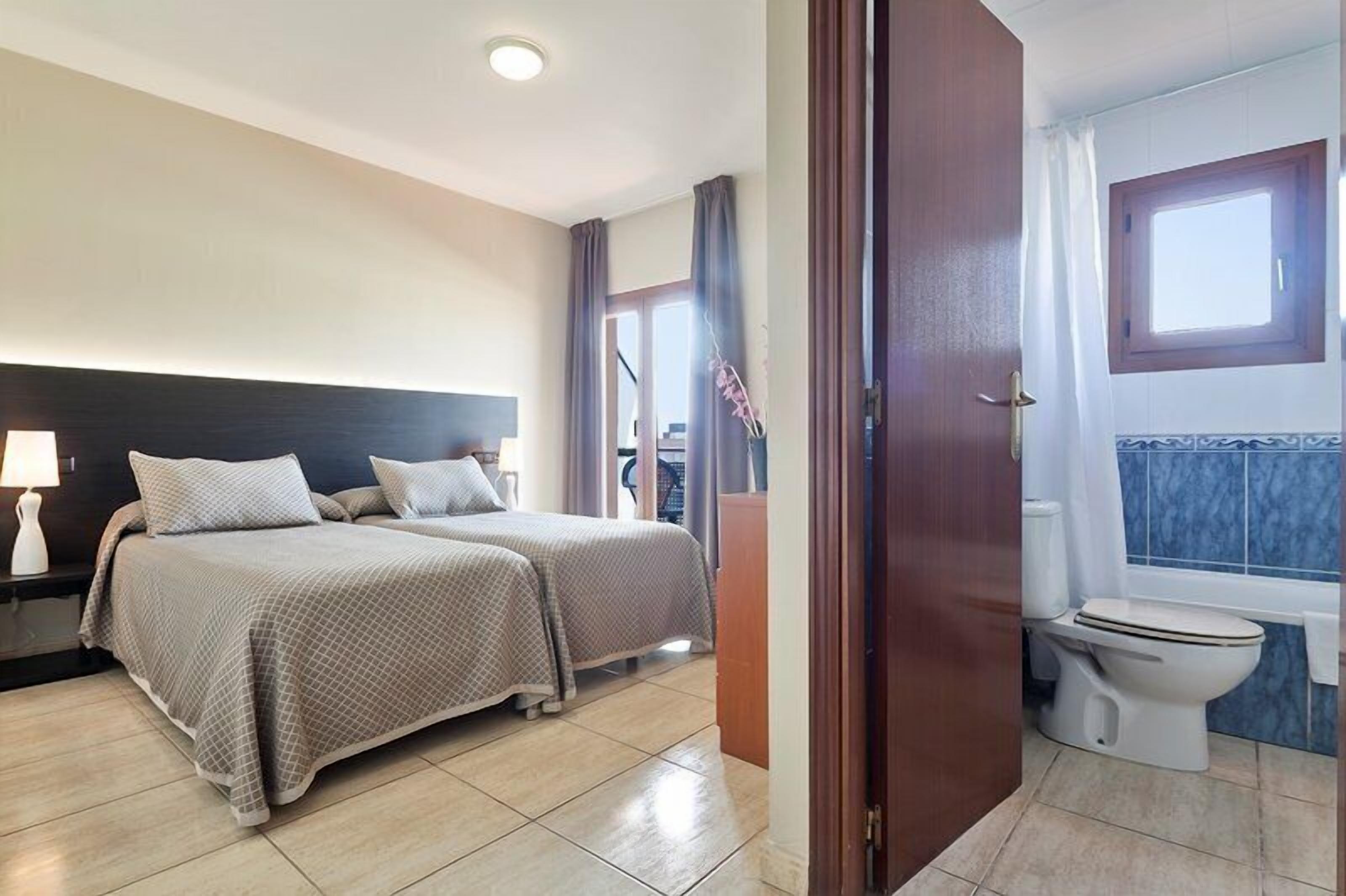 soundproofing, free wifi, wheelchair access