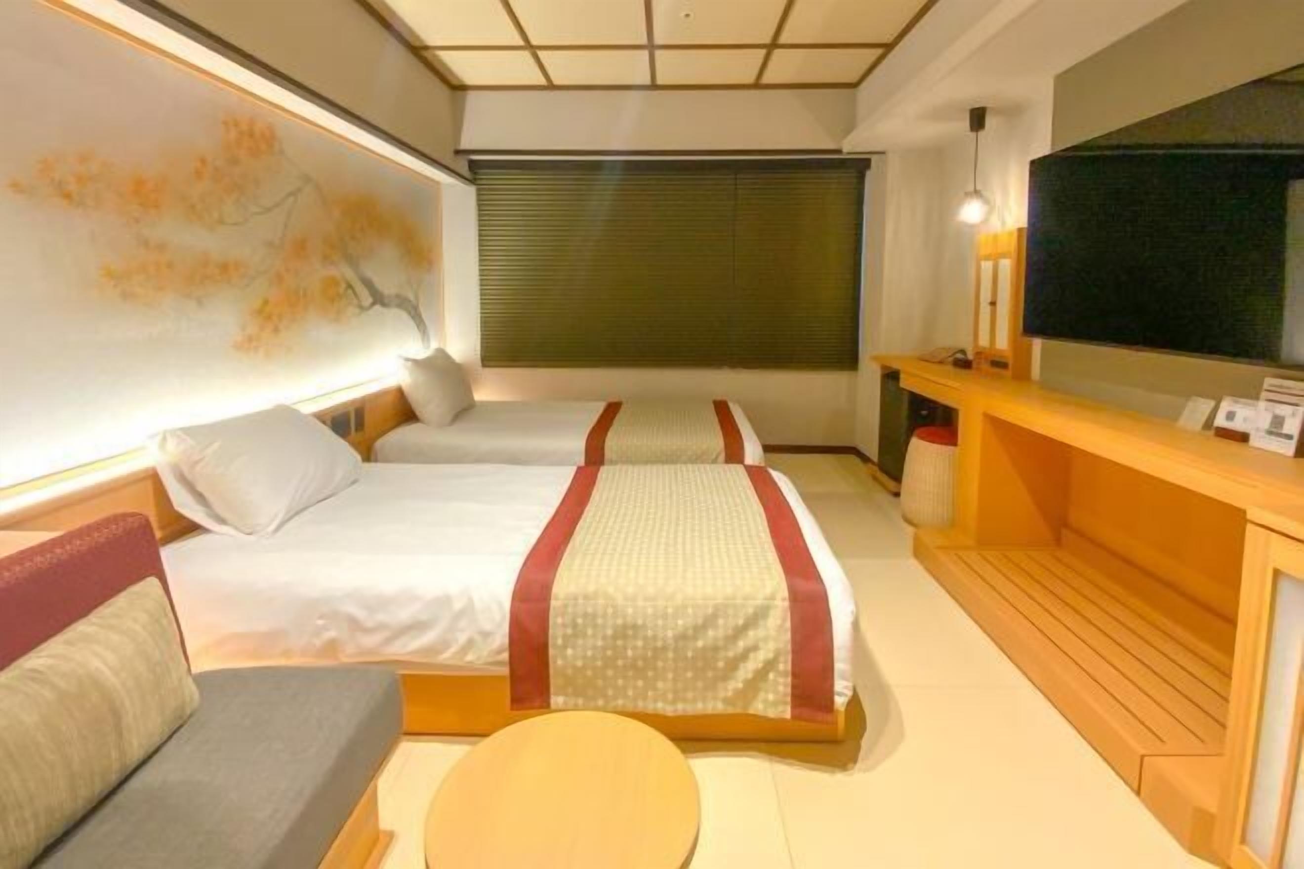 In-room safe, iron/ironing board, free WiFi, bed sheets