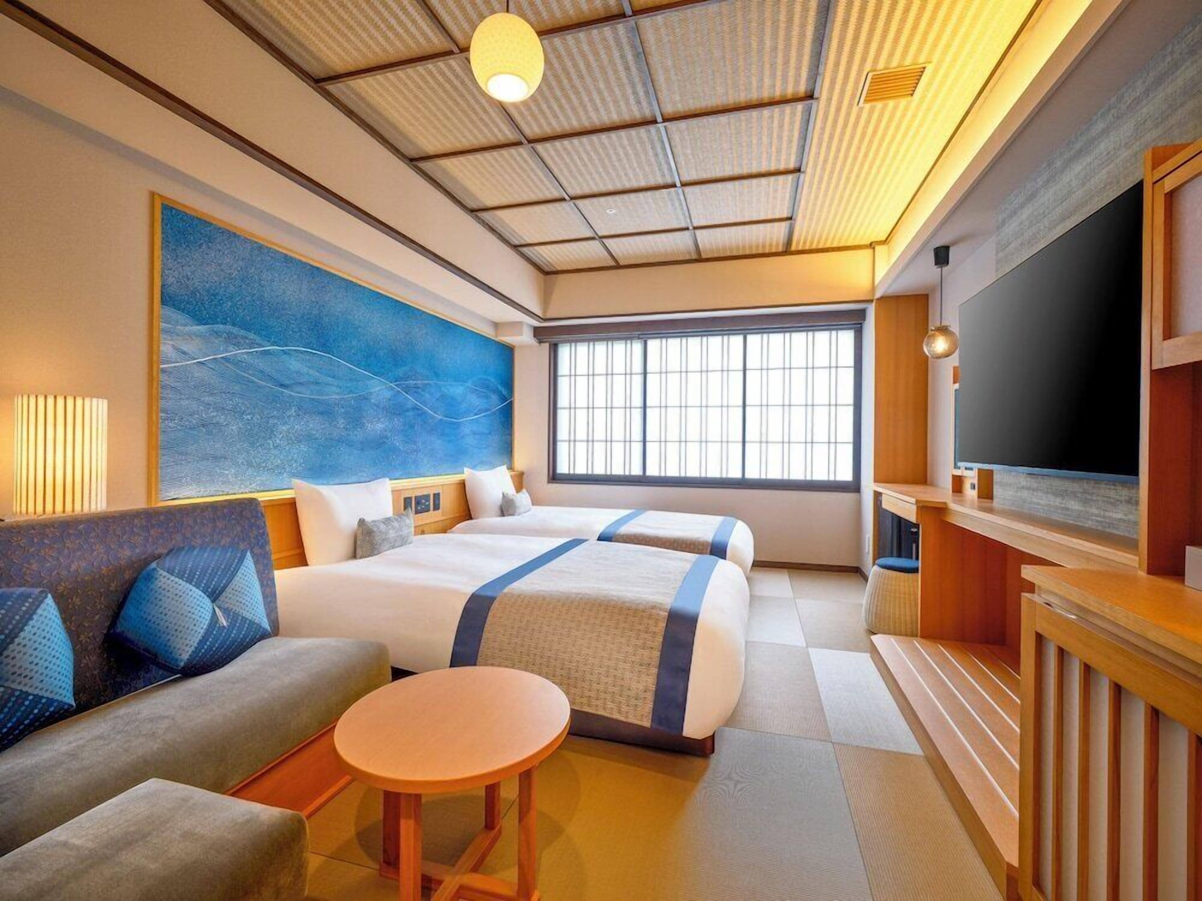 客房内保险箱、熨斗/熨板、免费 WiFi、床单