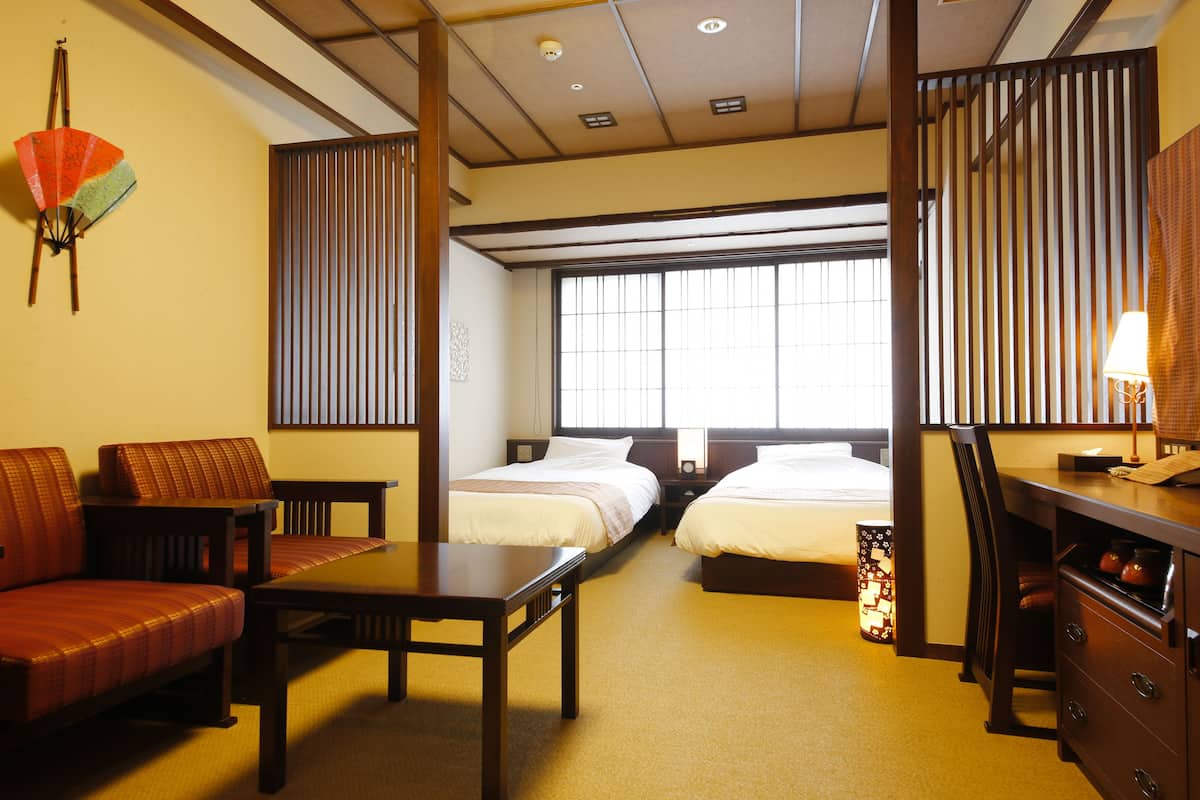 Standard Twin Room | In-room safe, iron/ironing board, free WiFi, bed sheets