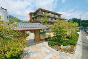 Exterior - Kadensho, Arashiyama Onsen, Kyoto - Kyoritsu Resort (Kyoto)