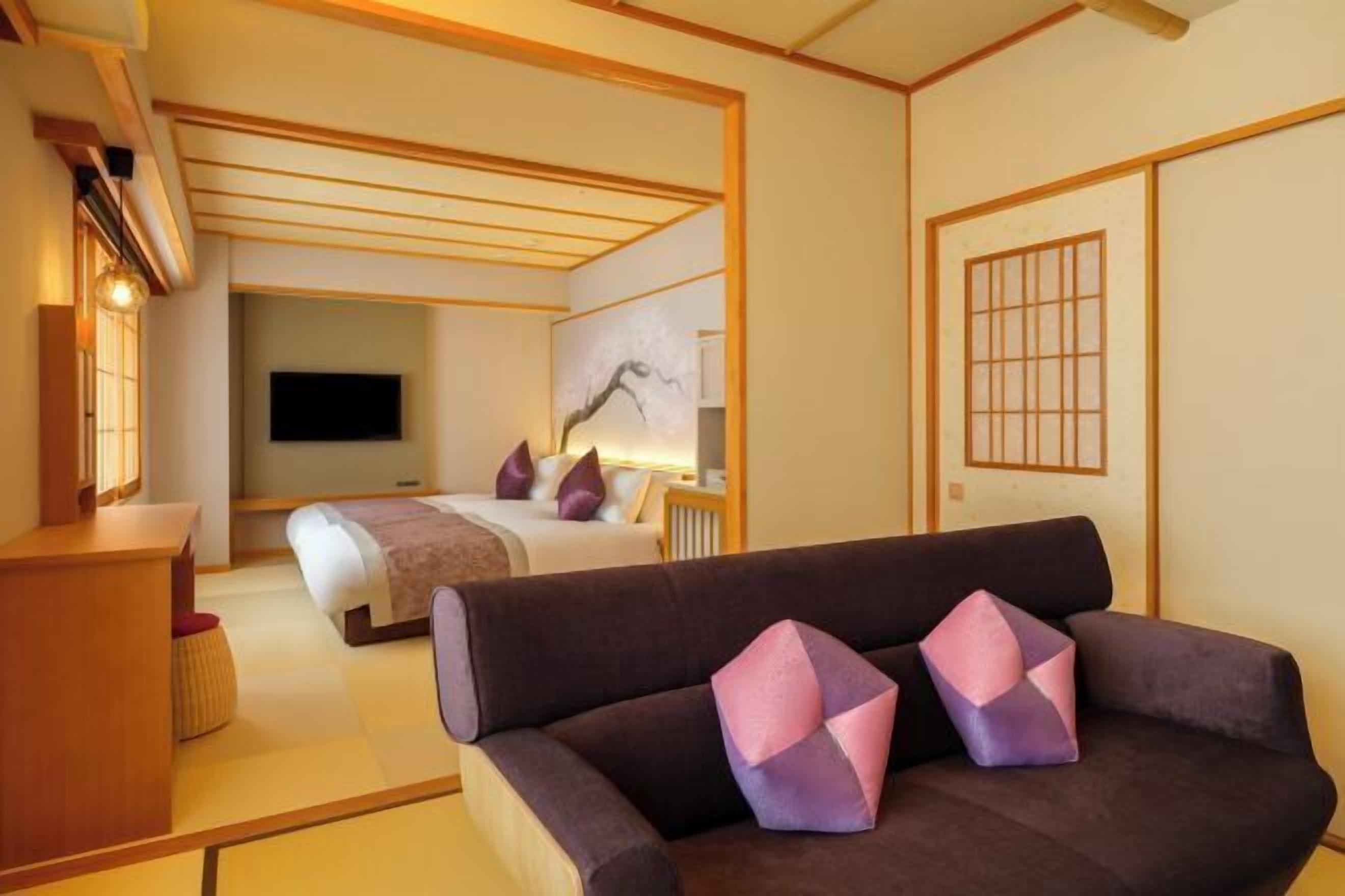 Living area | Flat-screen TV, DVD player