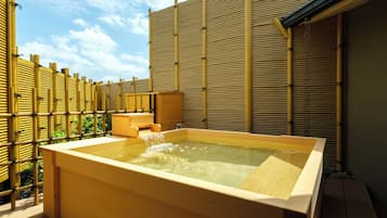 Executive Twin Room, Non Smoking (Open Air Bath) | Bathroom