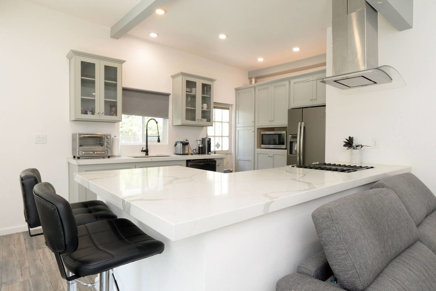 House (2 Bedrooms) | Private kitchen | Microwave, stovetop, dishwasher