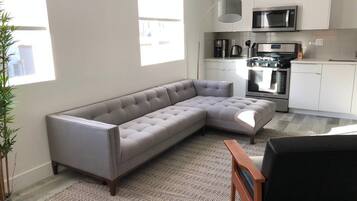 Villa (3 Bedrooms) | Living room