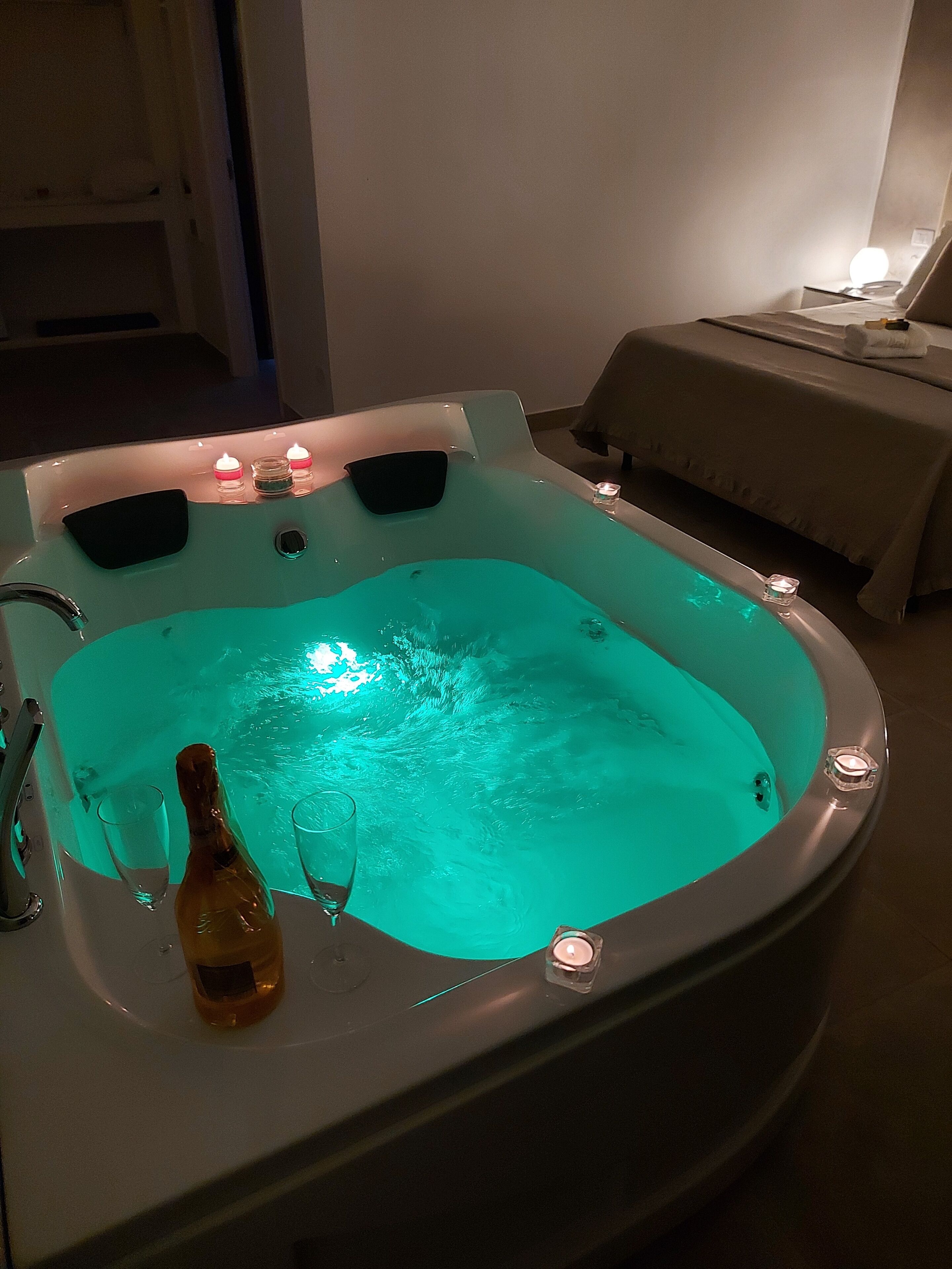 Superior-Doppelzimmer, Sauna | Individuell dekoriert, individuell eingerichtet, Schreibtisch