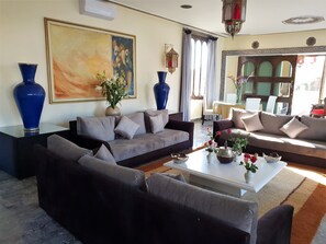 Lobby sitting area - Jnan El Arif (Marrakech)