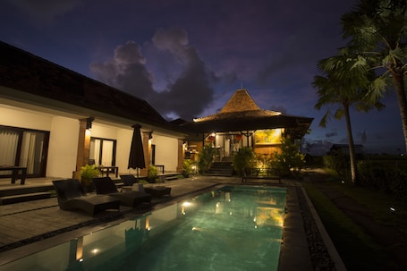 Ropa de cama de alta calidad, wifi gratis y ropa de cama