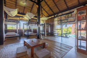 標準共用宿舍, 男女混合宿舍 | 高級寢具、免費無線上網、床單