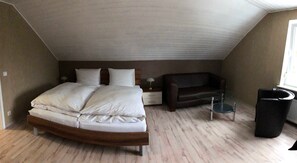 TV - Apartment 2 - Apartments Haus Landmann (Goslar)