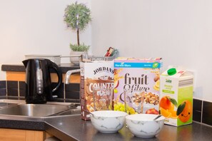 Exclusive Apartment, Ensuite (Spacious) | Room amenity - Grand Central Friar Gate Deluxe (Derby)