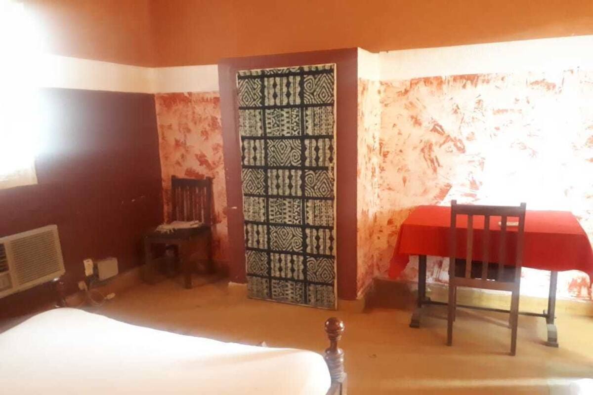 Deluxe Room, Non Smoking (AC) | Desk, cribs (free), rollaway beds (surcharge), WiFi (free)