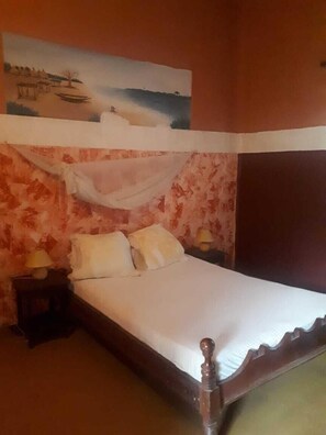 Camera Deluxe, non fumatori (AC) | Una scrivania, culle/letti per bambini (gratuiti)