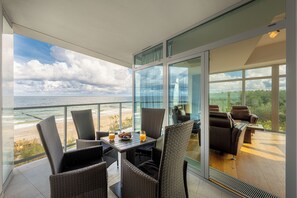 Apartamento de lujo, vistas al mar (III) | Terraza o patio