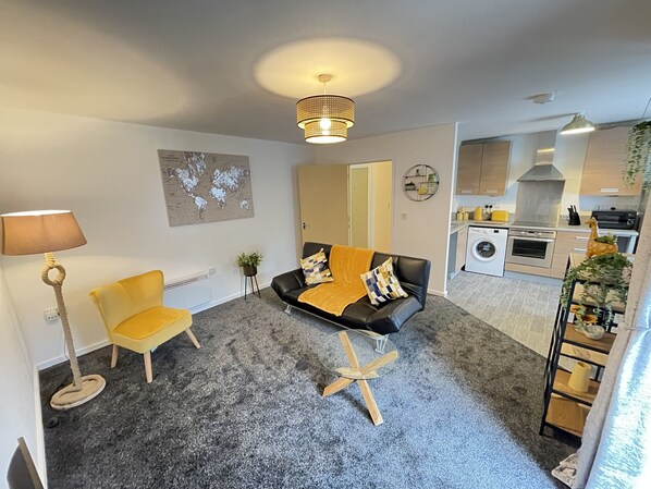 Apartment, eigenes Bad, Blick auf den Innenhof (Top Floor - LA 35) | Innenbereich