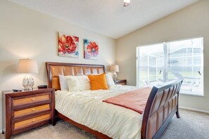 4 bedrooms, individually decorated, individually furnished, desk