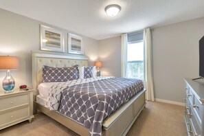 House (Multiple Bedrooms) | 7 bedrooms, individually decorated, individually furnished, desk - Solterra Resort 7BD Brand New Pool Home #7st565 (Davenport)