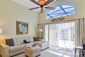 House (5 Bedrooms) | Living room | LCD TV, table football, ping pong - Aviana Resort-5bd Pet Friendly Pool Home - #5av505 (Davenport)