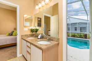 Towels - Hampton Lakes - Lovely 3bd/2ba Pool Home 3hl905 (Davenport)