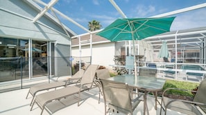 Outdoor dining - Hampton Lakes - Lovely 3bd/2ba Pool Home 3hl905 (Davenport)